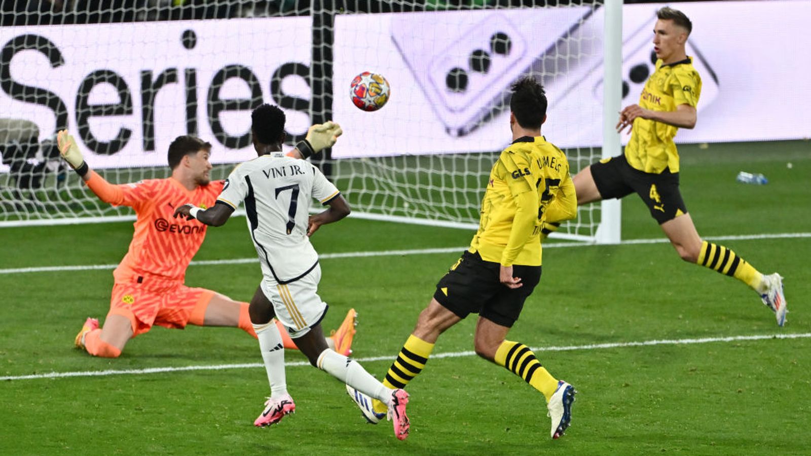 Champions League final Borussia Dortmund vs Real Madrid live updates