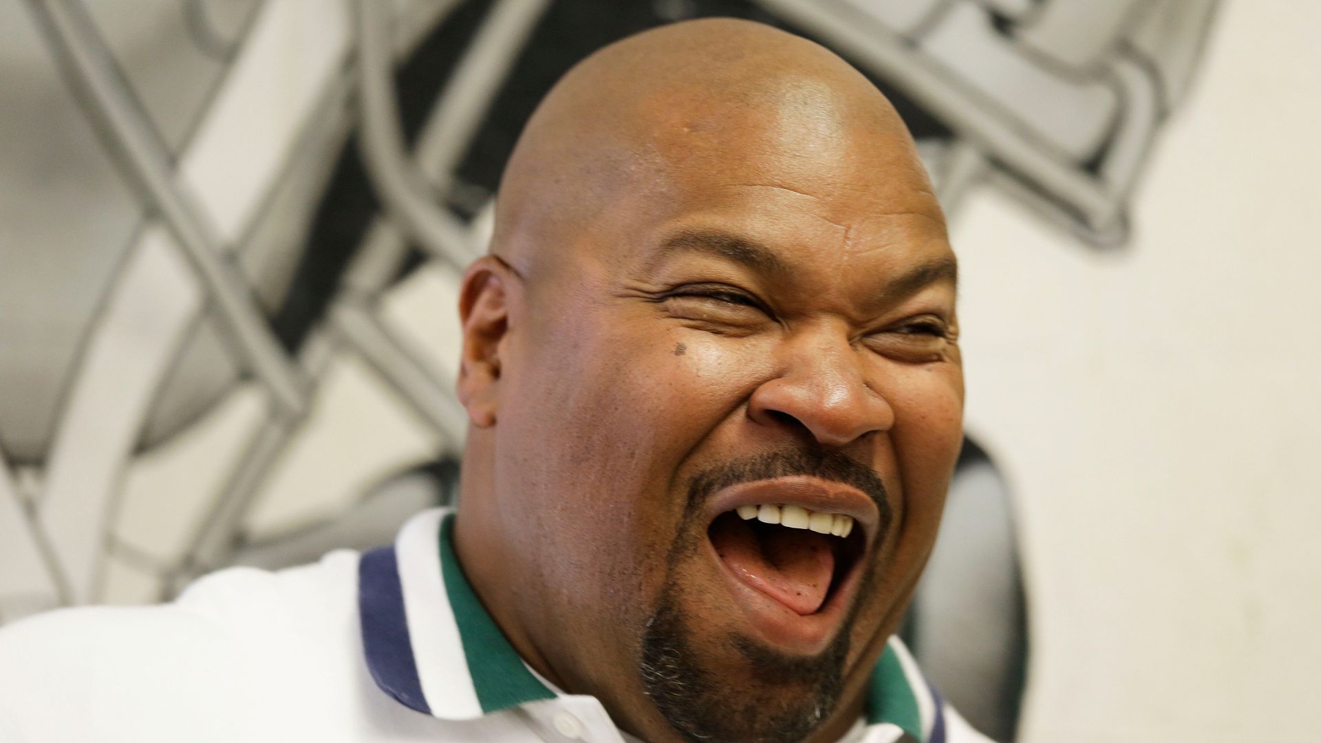 Cowboys great Allen dies aged 52