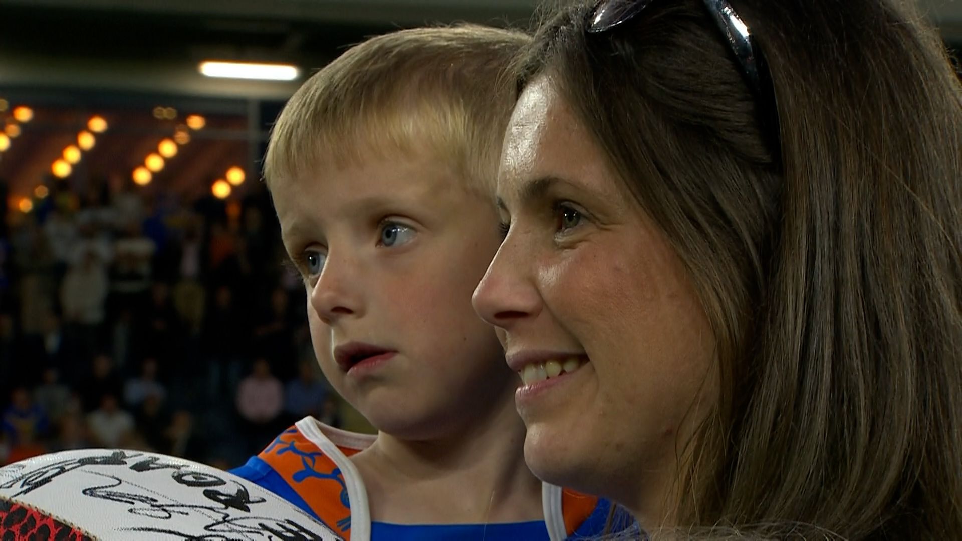 Family and players gather on pitch to watch Rob Burrow tribute