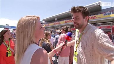 Pique cheering Verstappen on for the win! | 'Let's enjoy the show!'