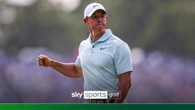 Rory surges with back-to-back birdies!