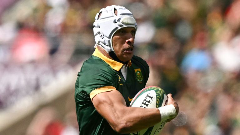 South Africa wing Edwill van der Merwe scored a try on his Test debut with five minutes to play 