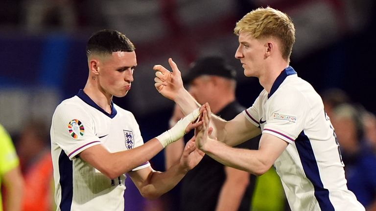 Phil Foden was replaced by Anthony Gordon during England's draw with Slovenia