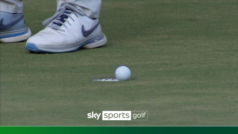 Commentator&#39;s curse! | McIlroy misses tap in !