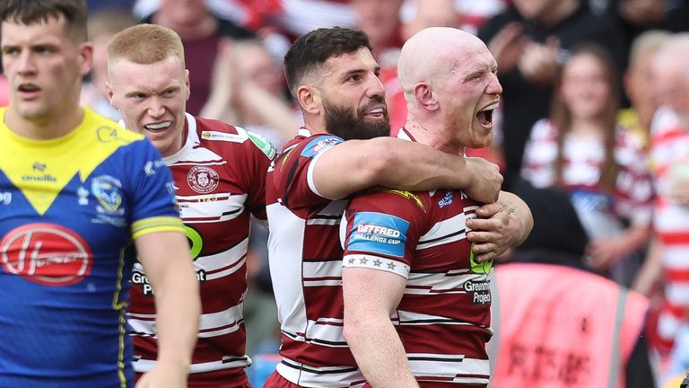 Picture by Ed Sykes/SWpix.com - 08/06/2024 - Rugby League - Betfred Challenge Cup Final - Warrington Wolves v Wigan Warriors - Wembley Stadium, London, England - Liam Farrell of Wigan runs in to score a try