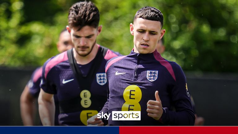 Phil Foden and Declan Rice training for England