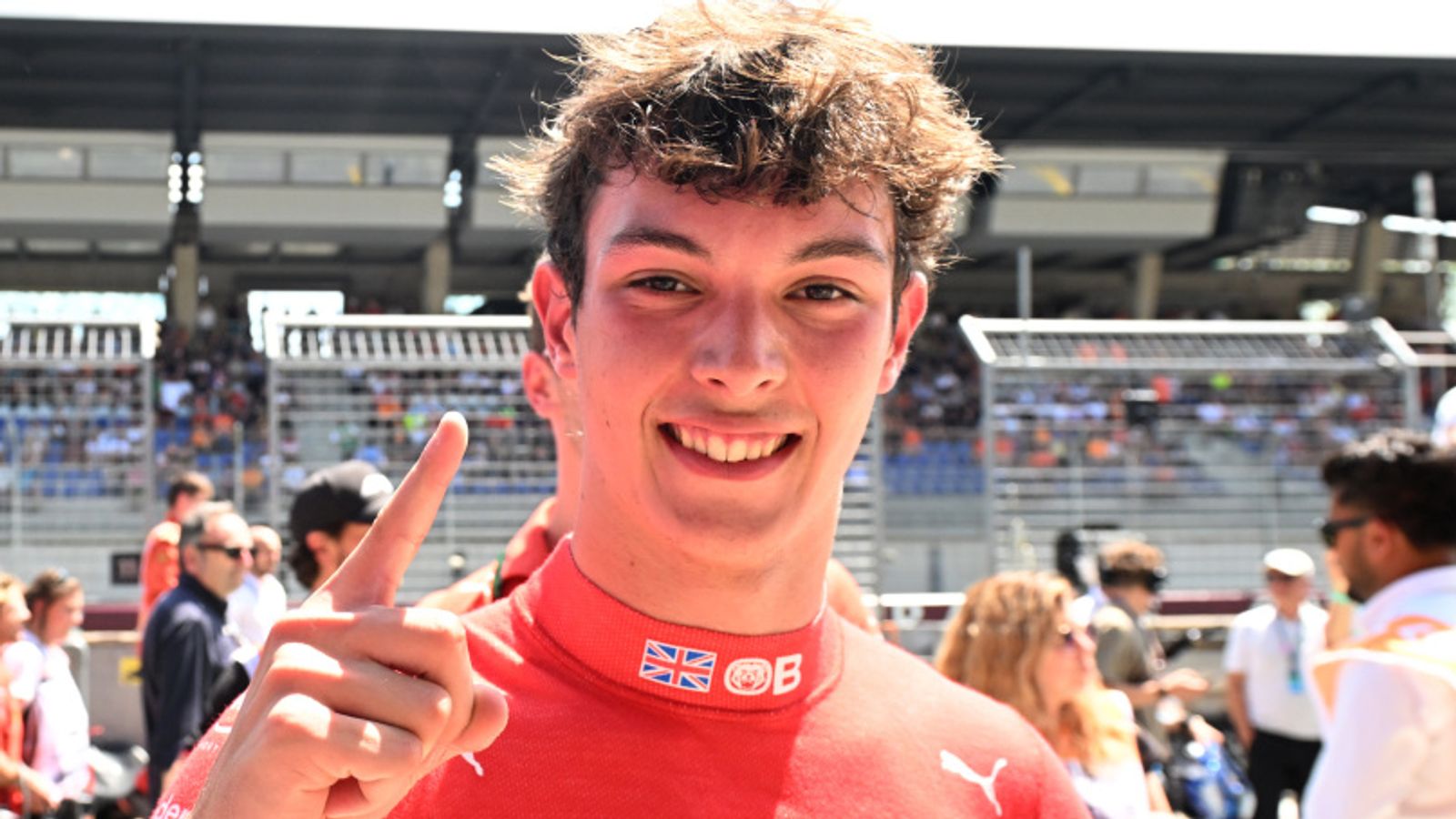 British teenager Bearman gets 2025 F1 seat with Haas