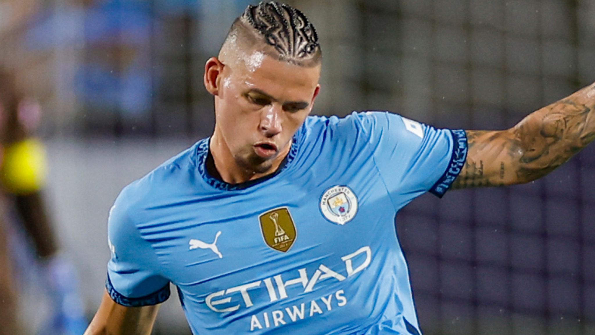 Kalvin Phillips - Bức Tường Tĩnh Lặng Của Tuyến Giữa Đội Bóng Kalvin Phillips - Bức Tường Tĩnh Lặng Của Tuyến Giữa Đội Bóng
