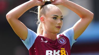 Alisha Lehmann: Aston Villa winger completes move to Juventus and joins ...