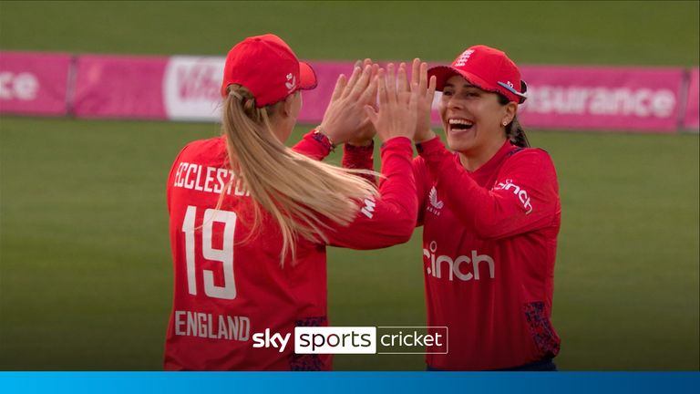 England's Freya Kemp found the breakthrough wicket against New Zealand, removing the dangerous Sophie Devine. 