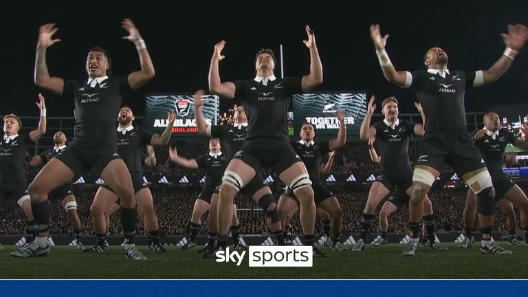 New Zealand perform haka during second match against England