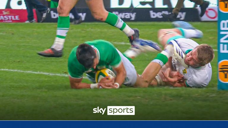 Conor Murray scores a brilliant try to give Ireland a convincing early lead against South Africa!