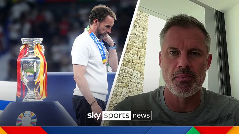 El experto en fútbol de Sky Sports, Jamie Carragher, analiza si Gareth Southgate tiene futuro como seleccionador de Inglaterra.