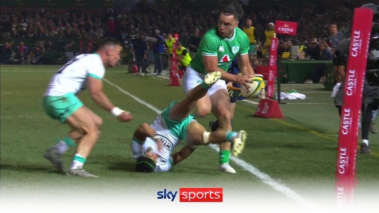 Ireland's Osborne scored after an incredible offload from James Lowe