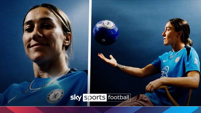 Chelsea Women have announced the signing of England right-back Lucy Bronze  on a free transfer after her contract at Barcelona expired this summer.