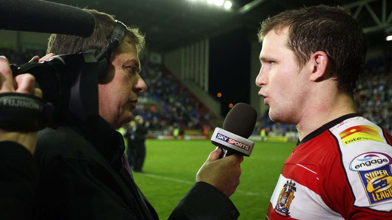 PICTURE BY Ben Duffy/SWPIX.COM - Rugby League Super League - Sky TV Coverage....14/09/07...Copyright - Simon Wilkinson - 07811267706..Behind the scenes of Sky TV's coverage of the Wigan v St Helens game