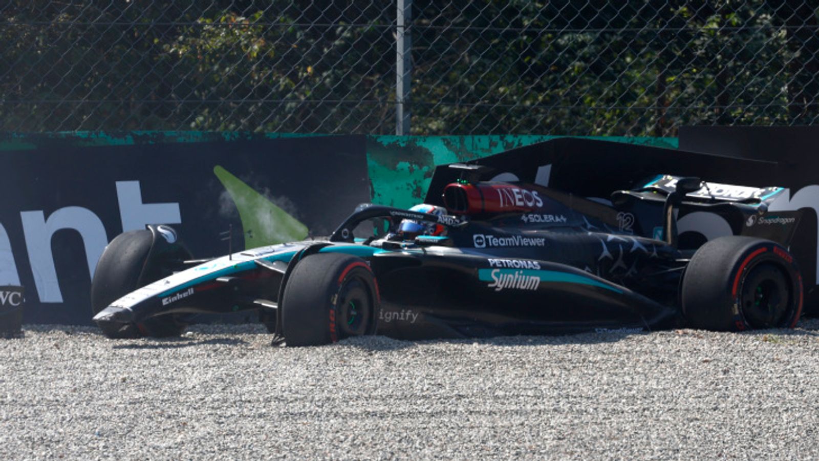 Gran Premio d’Italia: Max Verstappen il più veloce dopo l’incidente di Andrea Kimi Antonelli nelle prime prove libere della Mercedes a Monza | Novità sulla Formula 1