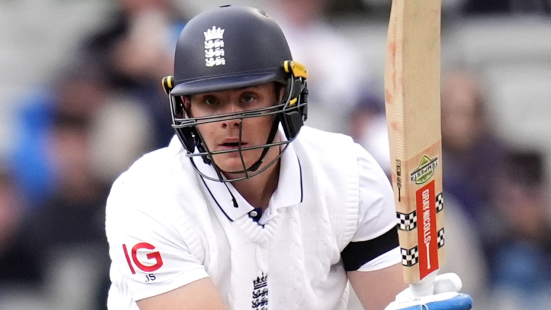 Smith underlines vital role as England's lower-order lynchpin