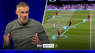 Carra's fascinating breakdown of Slot's 'central' Liverpool tactics