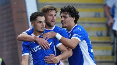 Chesterfield held by Swindon on return to EFL