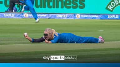 'One of the hardest skills!' | Glenn takes 'brilliant catch'