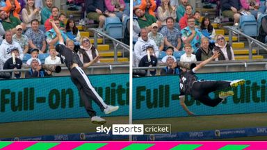 'Incredible athleticism!' | Currie stops six with magnificent one-handed grab!