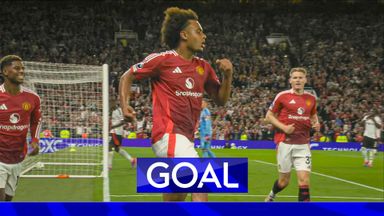 Zirkzee scores on debut to give Man Utd winning start