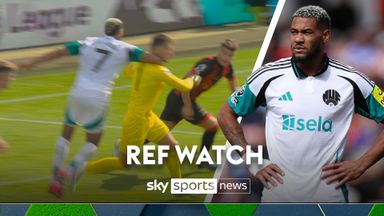 'In no way a red' | Should Joelinton have been sent off for Neto grapple?