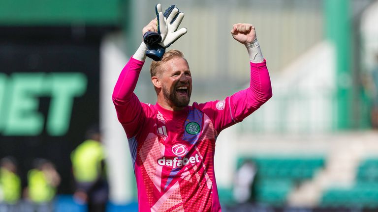 Celtic's Kasper Schmeichel celebrates at full time 