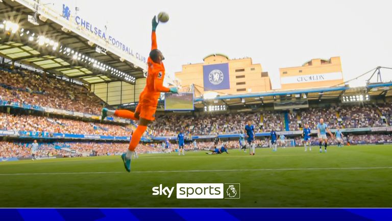 Manchester City's Jeremy Doku forces Robert Sanchez make powerful save