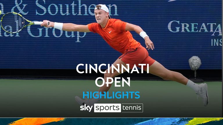 Highlights of the match between Holger Rune and Gael Monfils at the Cincinnati Open.