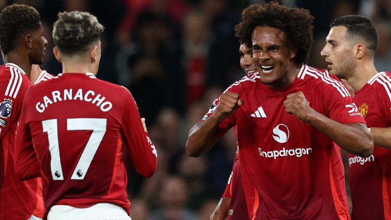 Joshua Zirkzee celebrates scoring on his Manchester United debut against Fulham