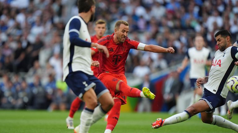 Harry Kane shoots against Tottenham during Bayern Munich's friendly win