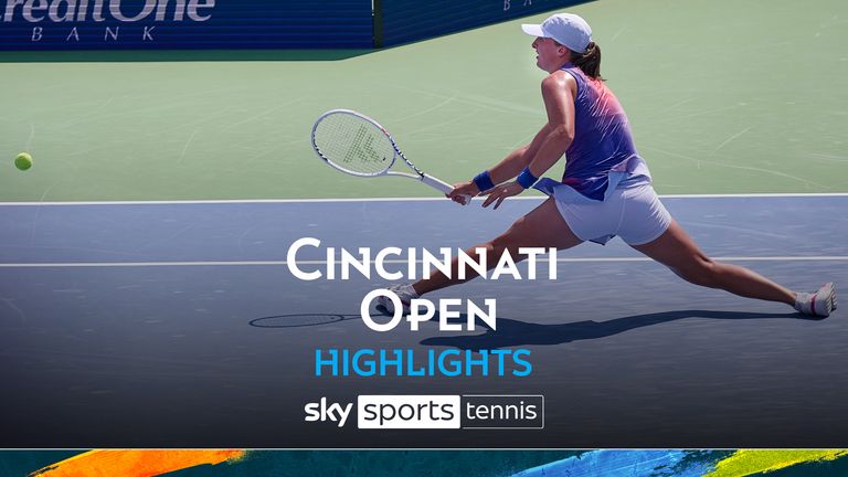 CINCINNATI, OH - AUGUST 17: Iga Swiatek of Poland stretches to hit a forehand in a match against Mirra Andreeva during the quaterfinal round of the Cincinnati Open at the Lindner Family Tennis Center on August 17, 2024 in Mason, OH. (Photo by Shelley Lipton/Icon Sportswire) (Icon Sportswire via AP Images)


