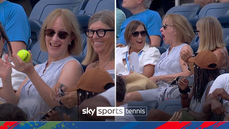 Alexander Zverev shot lands in crowds hat