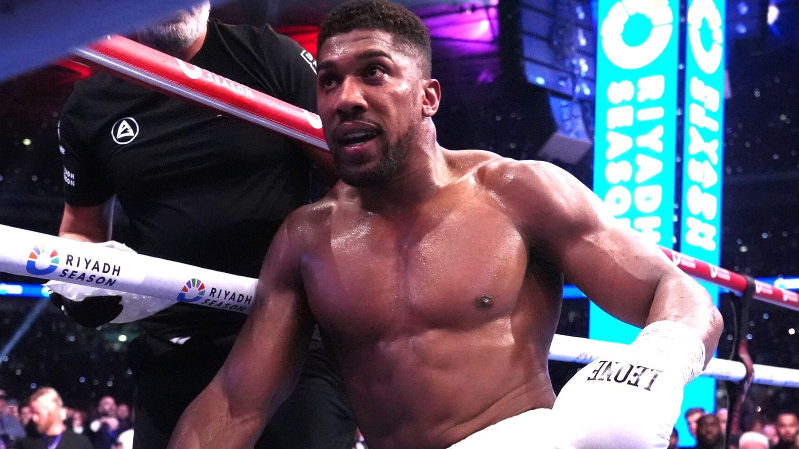 Anthony Joshua: Matthew Macklin says two-time world heavyweight champion should retire after shock Daniel Dubois defeat | Boxing News