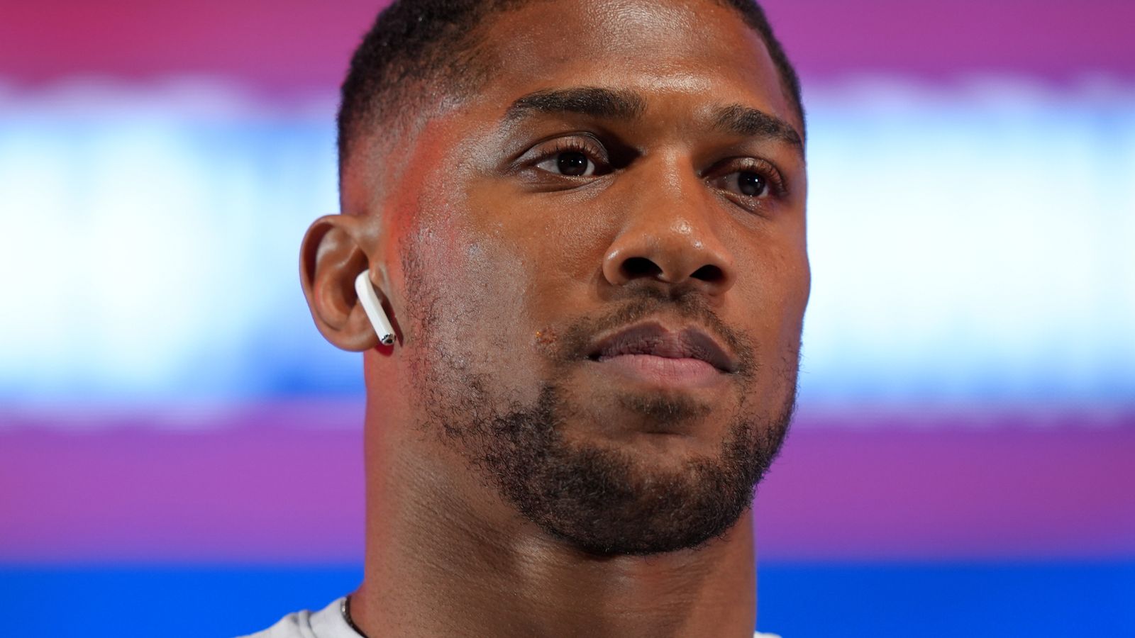 Anthony Joshua vs Daniel Dubois: AJ has 'demon look in his eyes' during IBF heavyweight title fight | Boxing news