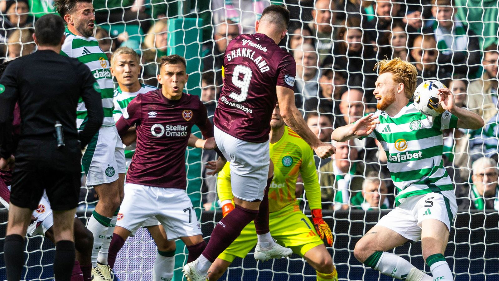 Celtic 2 - 0 Hearts - Match Report & Highlights