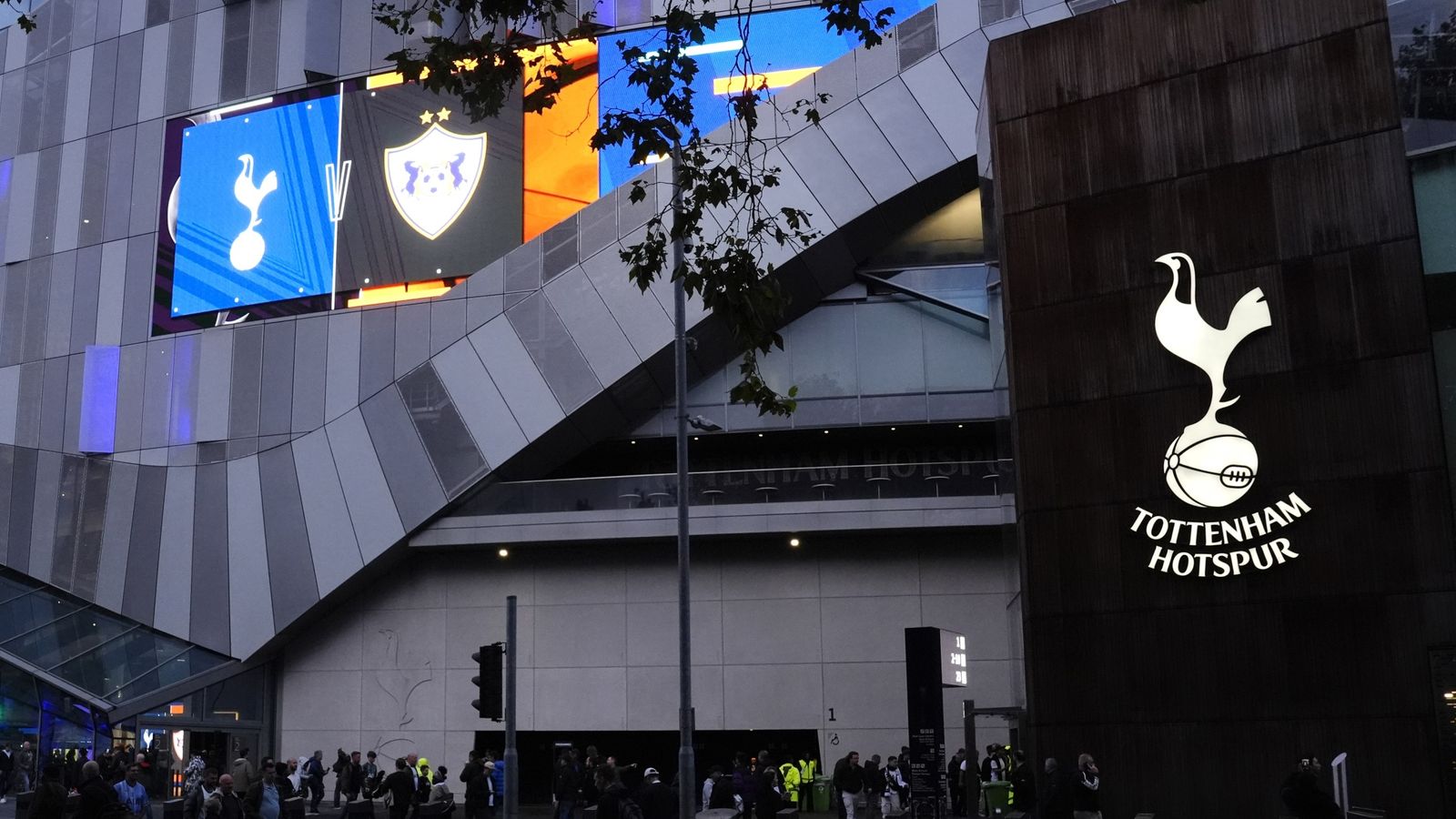 Europa League LIVE! Tottenham and Rangers in action, with match