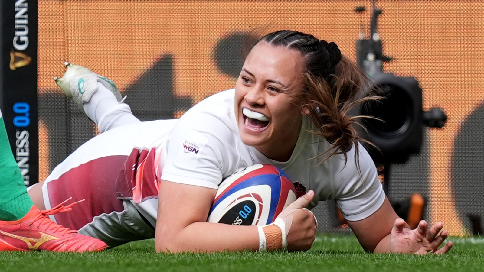 England Red Roses: Maddie Feaunati to make first Test start against France