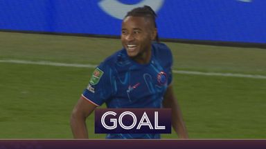 'What a finish that is!' | Nkunku doubles Chelsea's lead with cheeky flick!