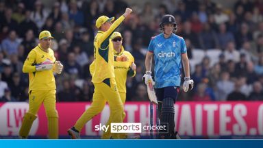 Starc traps Brook lbw as England top order crumbles!