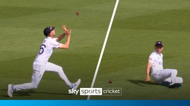 'He put down a simple chance!' | Stone spills catch against Sri Lanka!