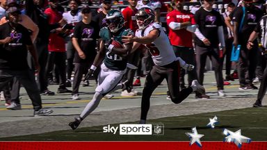 'What a play!' | Eagles score a spectacular two point conversion