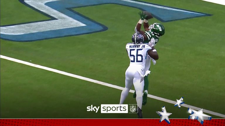 The New York Jets' Aaron Rodgers made a 26-yard touchdown pass to find teammate Breece Hall against the Tennessee Titans.