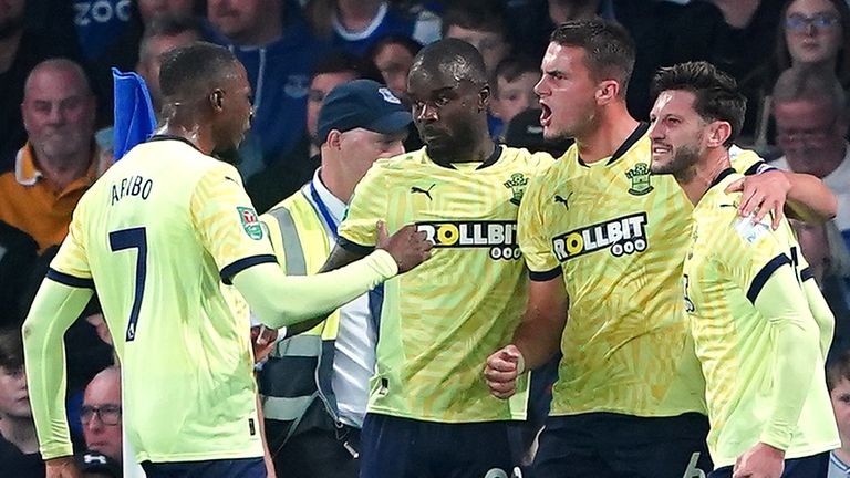 Southampton's Taylor Harwood-Bellis (second right) celebrates scoring against Everton