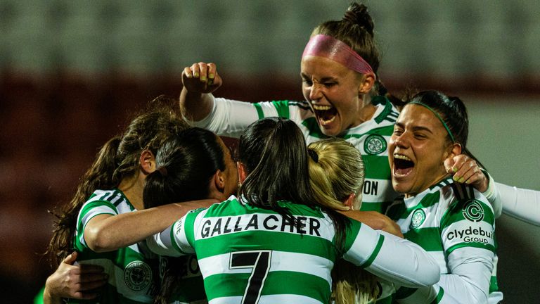 AIRDRIE, SCOTLAND - SEPTEMBER 26: Celtic's Shannon McGregor celebrates with the Celtic squad as she scores to make it 0-2  during a UEFA Women's Champions League Second Qualifying Round Second Leg match between Celtic and Vorskla Poltava at the Albert Barlett Stadium, on September 26, 2024, in Airdrie, Scotland. (Photo by Craig Foy / SNS Group)