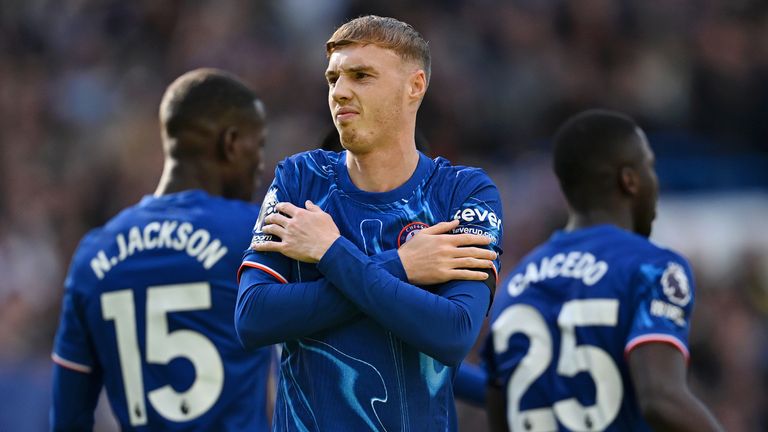 Chelsea 4-2 Brighton: Cole Palmer makes history with four-goal haul to end Seagulls unbeaten start | Football News | Sky Sports