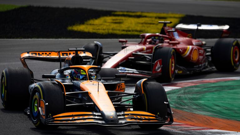 AUTODROMO NAZIONALE MONZA, ITALY - SEPTEMBER 01: Oscar Piastri, McLaren MCL38, leads Charles Leclerc, Ferrari SF-24 during the Italian GP at Autodromo Nazionale Monza on Sunday September 01, 2024 in Monza, Italy. (Photo by Sam Bloxham / LAT Images)