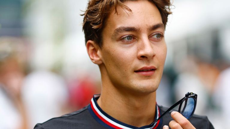 MARINA BAY STREET CIRCUIT, SINGAPORE - SEPTEMBER 21: George Russell, Mercedes-AMG F1 Team during the Singapore GP at Marina Bay Street Circuit on Saturday September 21, 2024 in Singapore, Singapore. (Photo by Sam Bloxham / LAT Images)